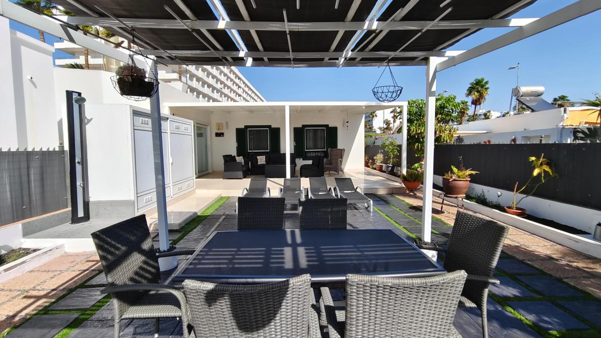 Club 14 By Pride Holiday Rentals Playa del Ingles  Exterior photo